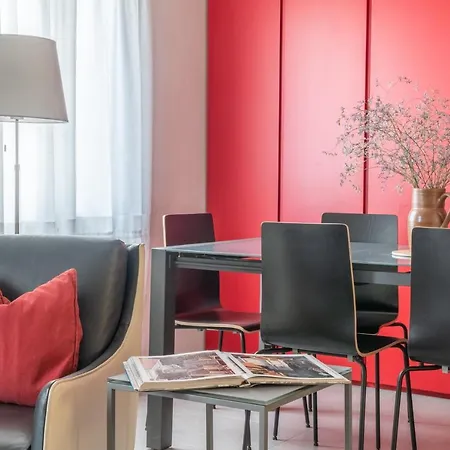 Luxury Garden Mansion R&r Apartament *