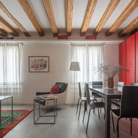 Apartament Luxury Garden Mansion R&r *
